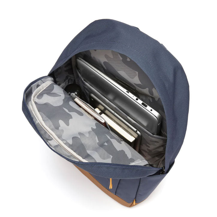 Anti -theft backpack Pacsafe Go 25L