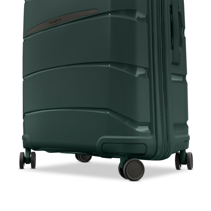 Outline Pro medium suitcase