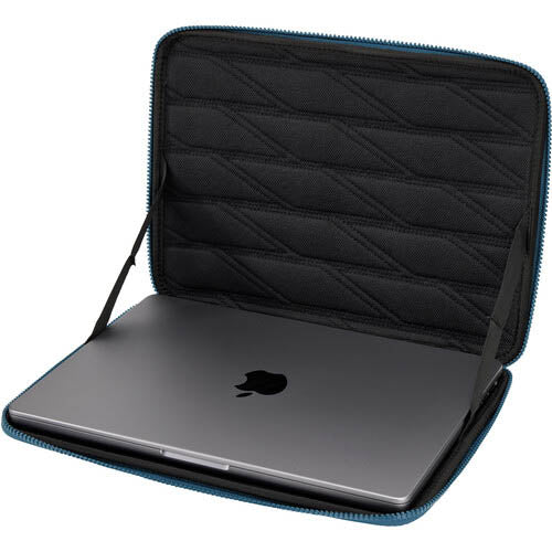 Thule Gauntlet laptop sleeve (14 in)
