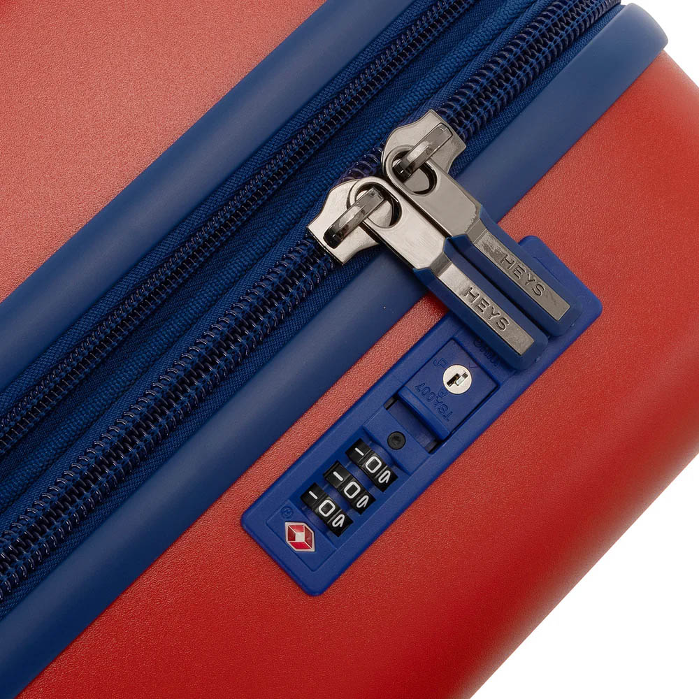 Heys NLH Montreal Canadiens carry-on suitcase - Online Exclusive