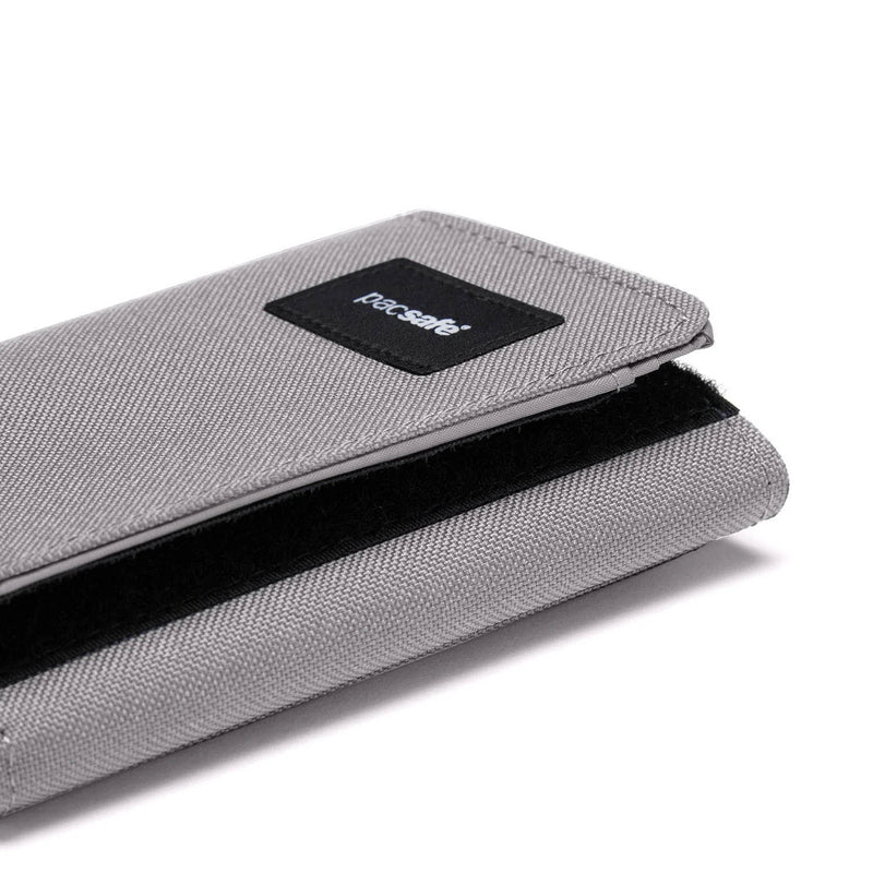 Portefeuille à trois volets anti-RFID Pacsafe