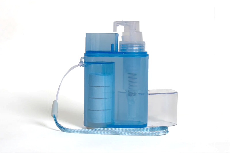 Lingettes instantanés dans un boîtier avec distributeur d'eau de Towtab
