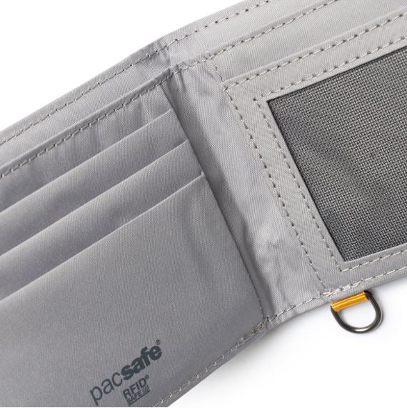 Pacsafe RFID 2-section wallet