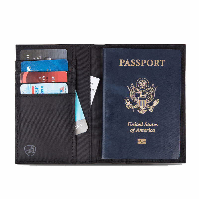 Porte Passeport - Cuir grainé bleu avec surpiqûres - Fait Porte Passeport - Cuir grainé bleu avec surpiqûres - Fait