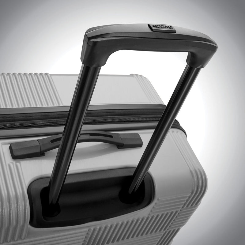 Unify medium suitcase