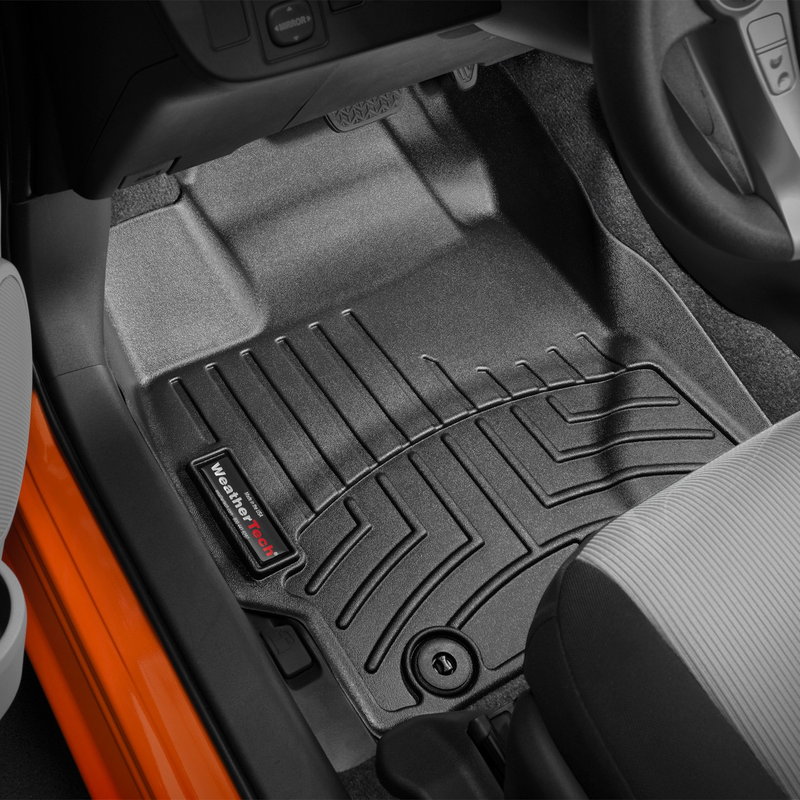 Floor mats FloorLiner WeatherTech – Toyota Prius C 2013