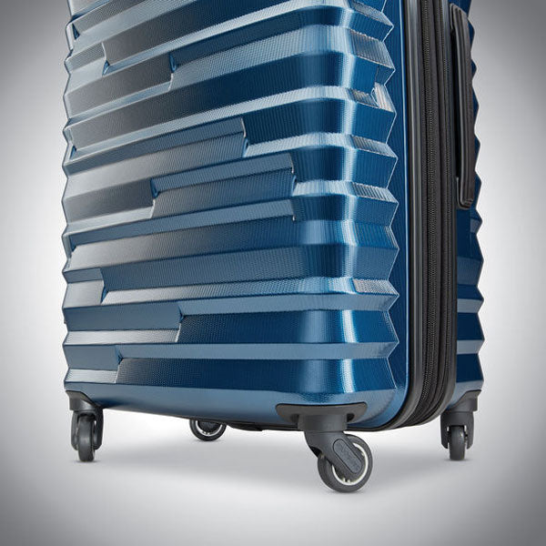 Ziplite 4 spinner large suitcase