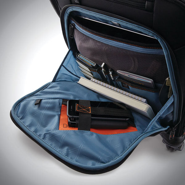 Samsonite Pro Professional Carry-on Suitcase